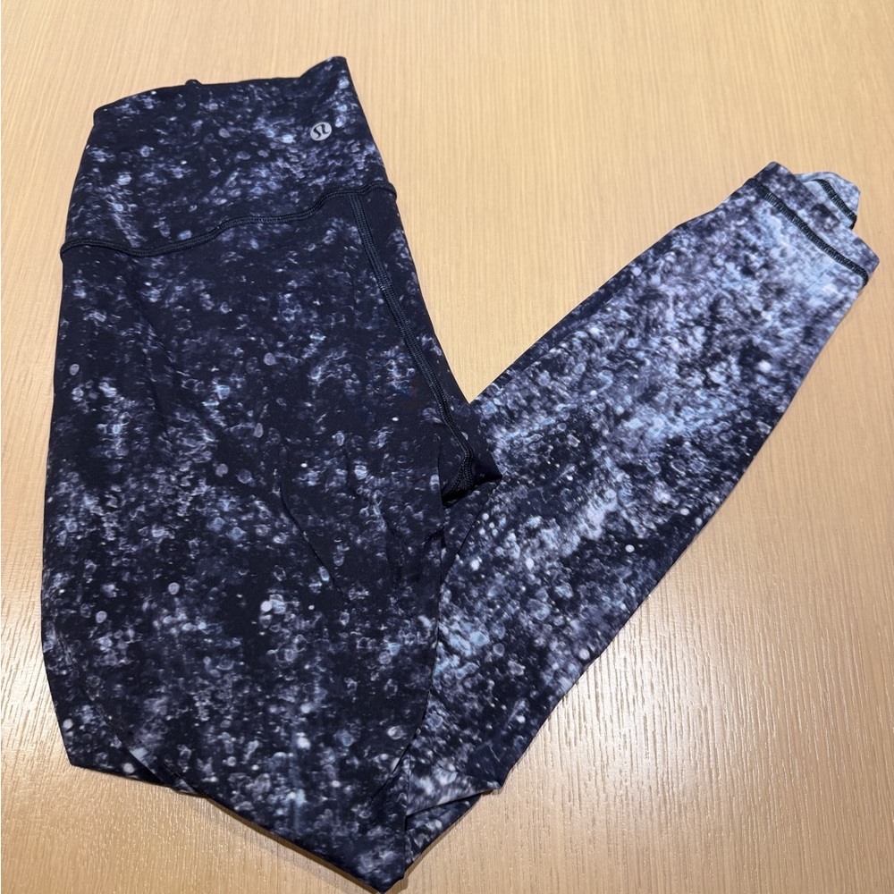 Lululemon Athletica Speckled Black and Gray Leggings